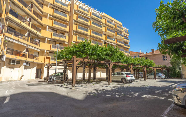 Saint James - Photo 19