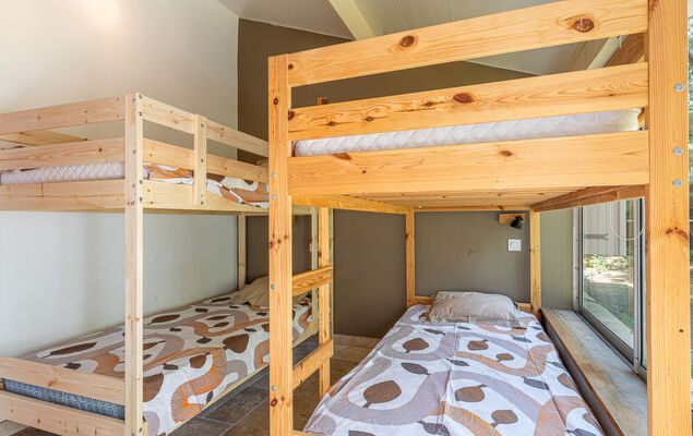 Lou Clapas - Photo 21